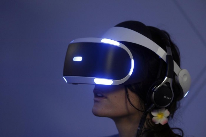 PlayStation VR z funkcj penoprawnej sali kinowej