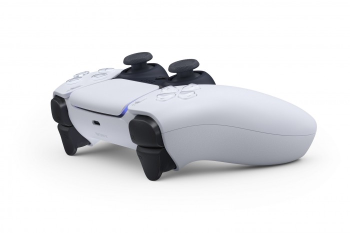 Twrcy Hitman III w pomysowy sposb wykorzystuj kontroler DualSense dla PlayStation 5